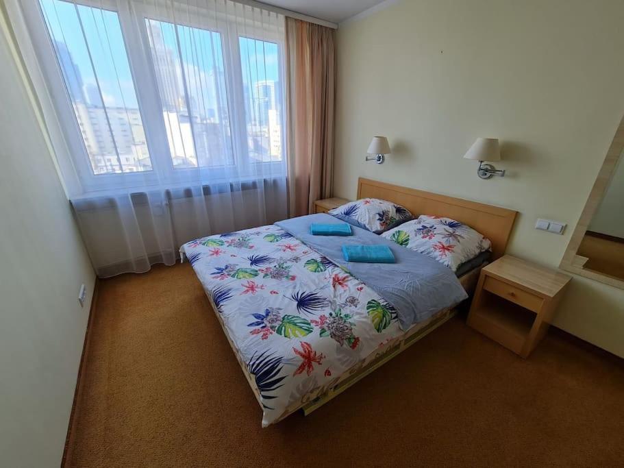 10Q - Z6 Apartament 802 Варшава Экстерьер фото