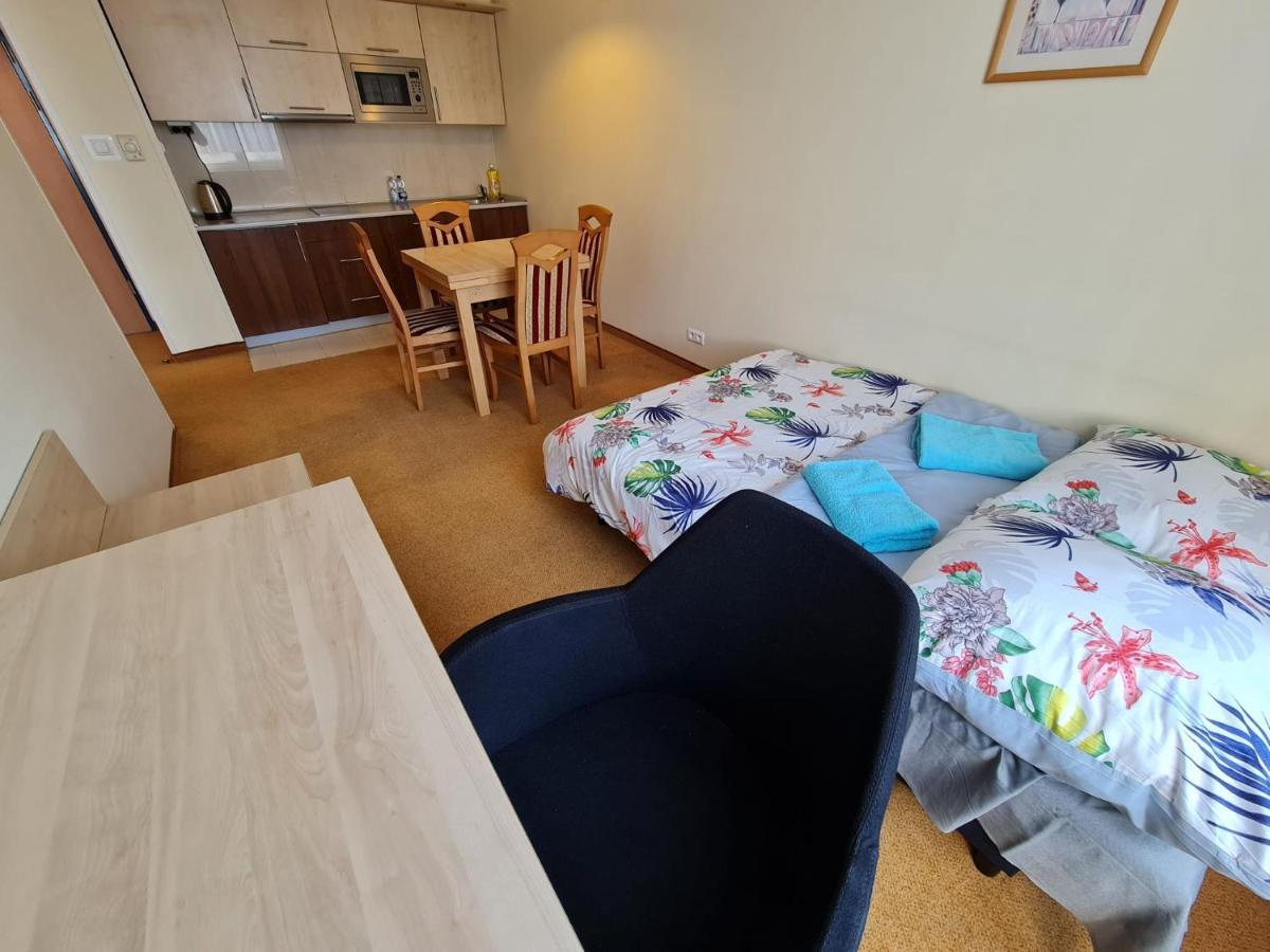 10Q - Z6 Apartament 802 Варшава Экстерьер фото